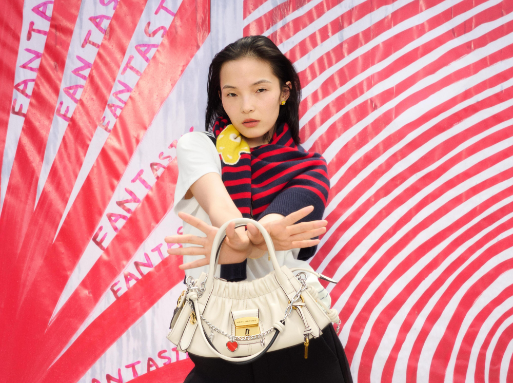 新作入荷】FALL 2025 COLLECTIONの新作が登場！ | マーク ジェイコブス