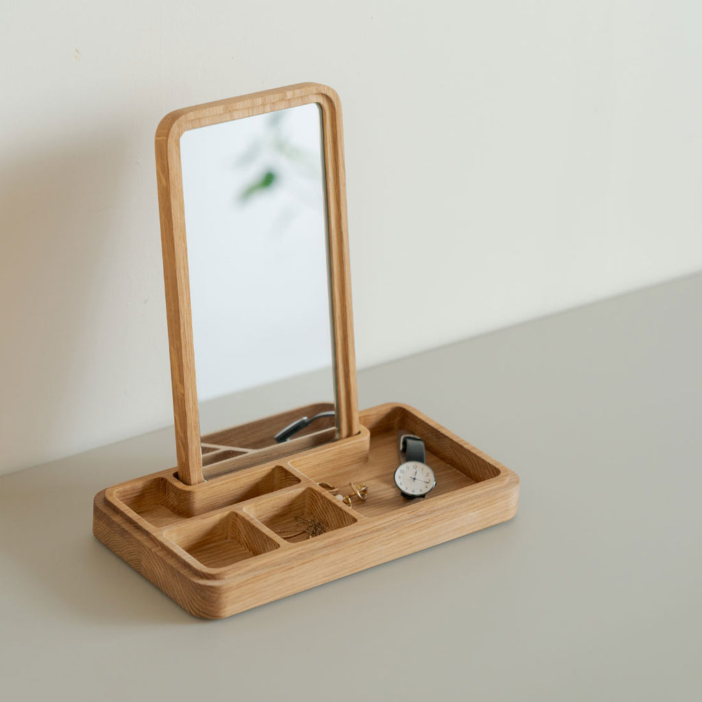 ミラーボックス【鏡と収納の一人二役】| Shinc lab. （シンクラボ