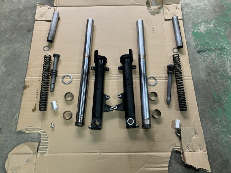 NC42】CB400SF Revo 復活計画③ フロントフォークのオーバーホール