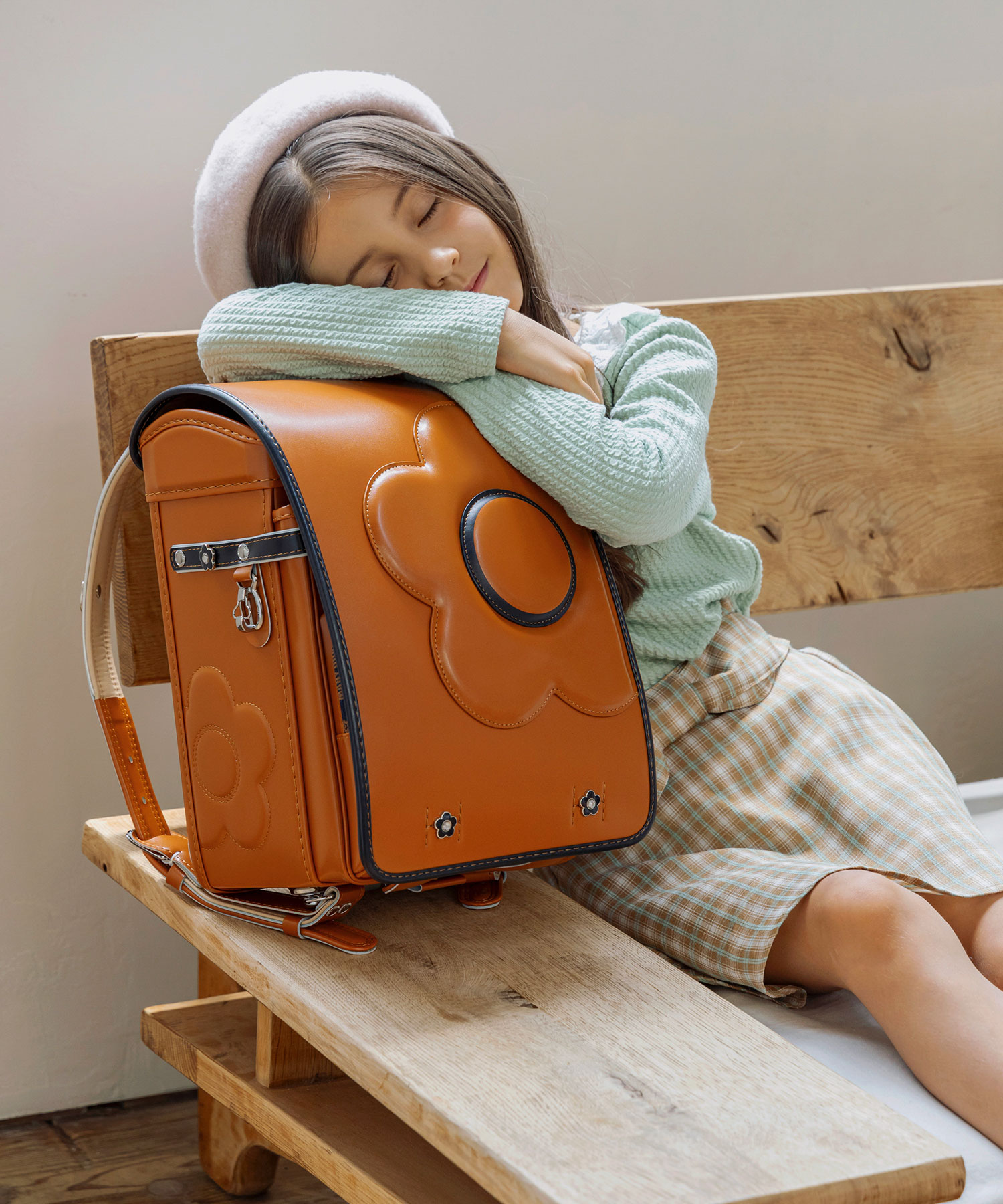 MARY QUANT(マリークワント)ビッグフラワー エンボスランドセル【即納