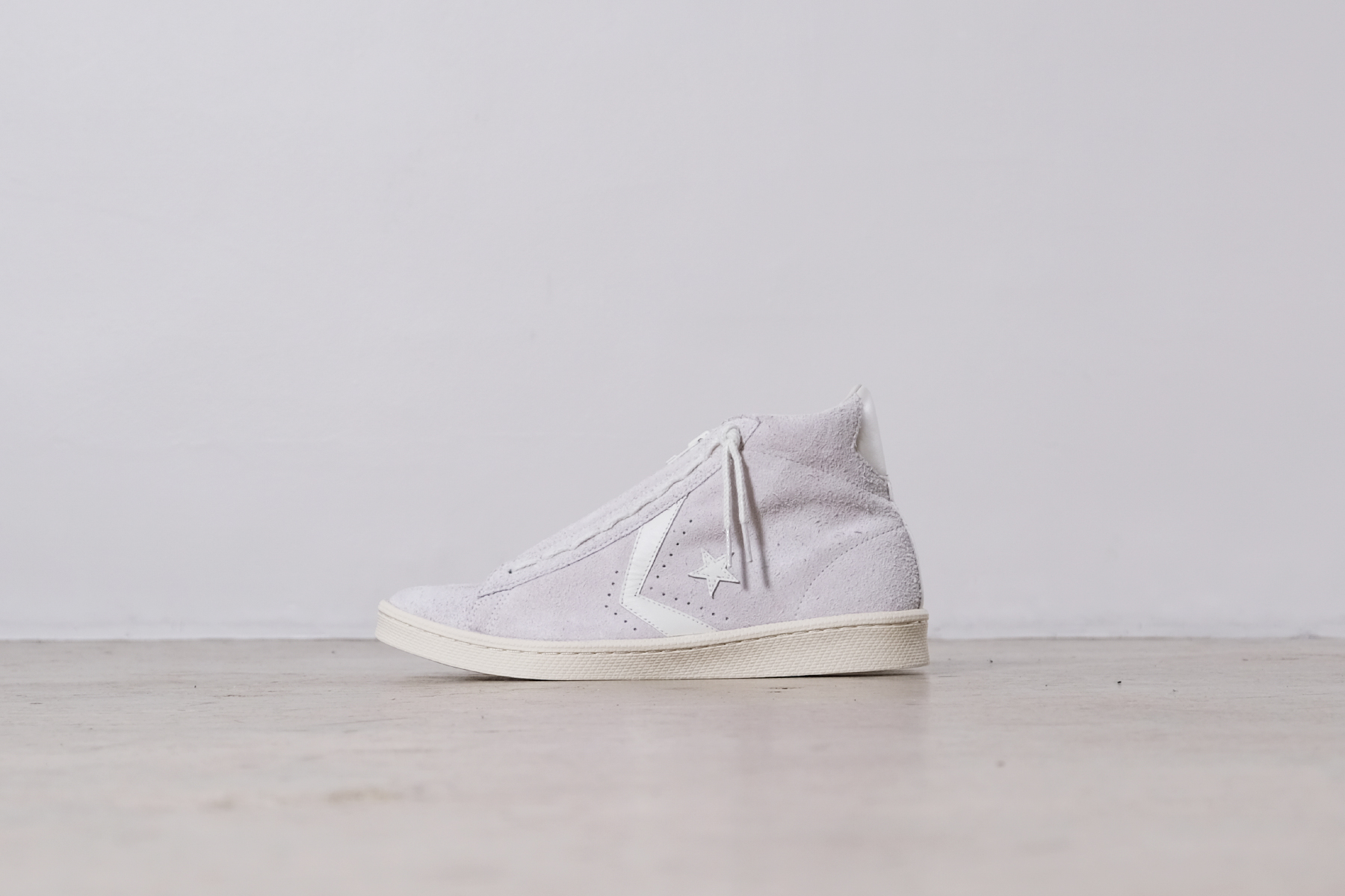 nonnative｜ノンネイティブ × CONVERSE - Silver and Gold
