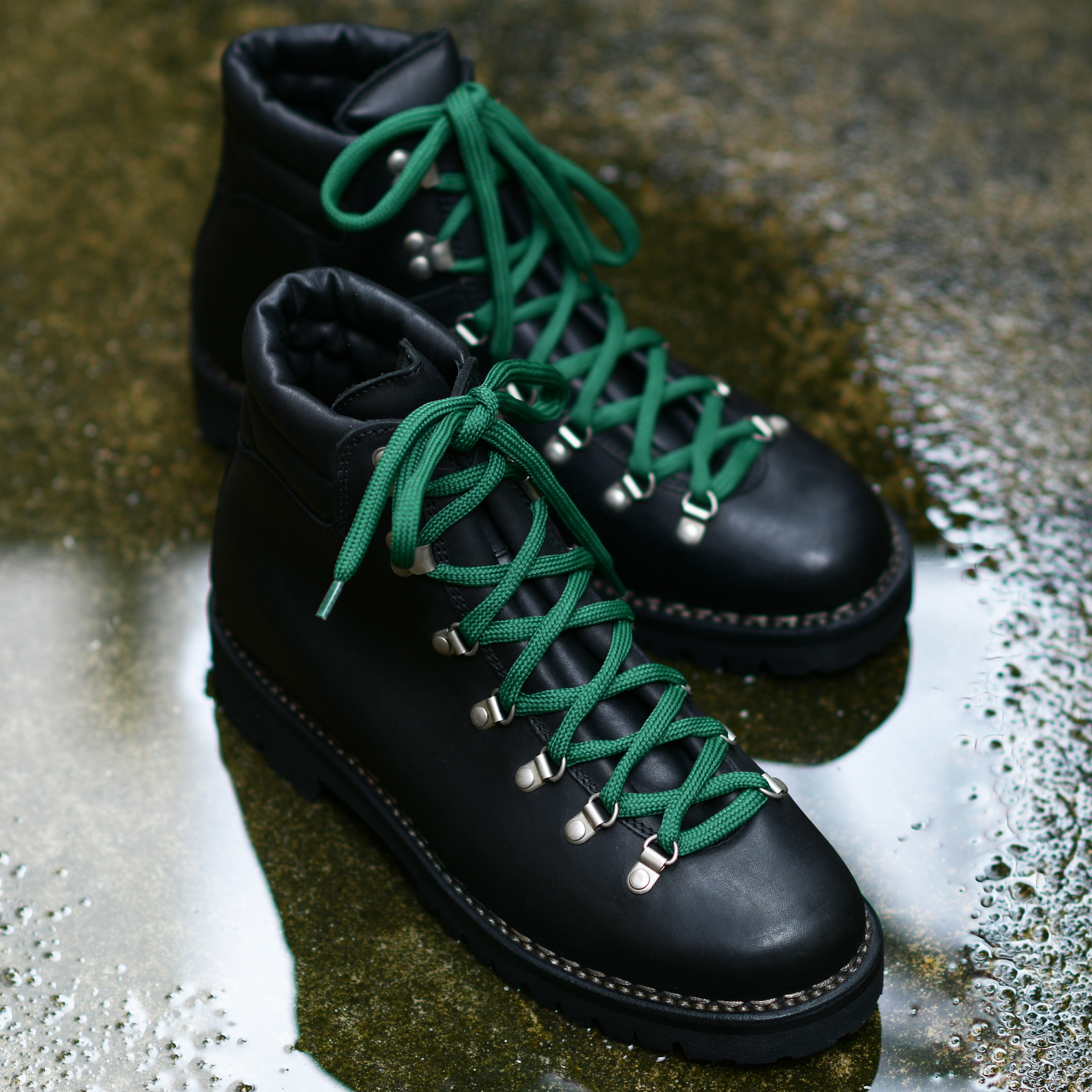 Vinci Hand Made Boots in Toscana Italy. - Silver and Gold