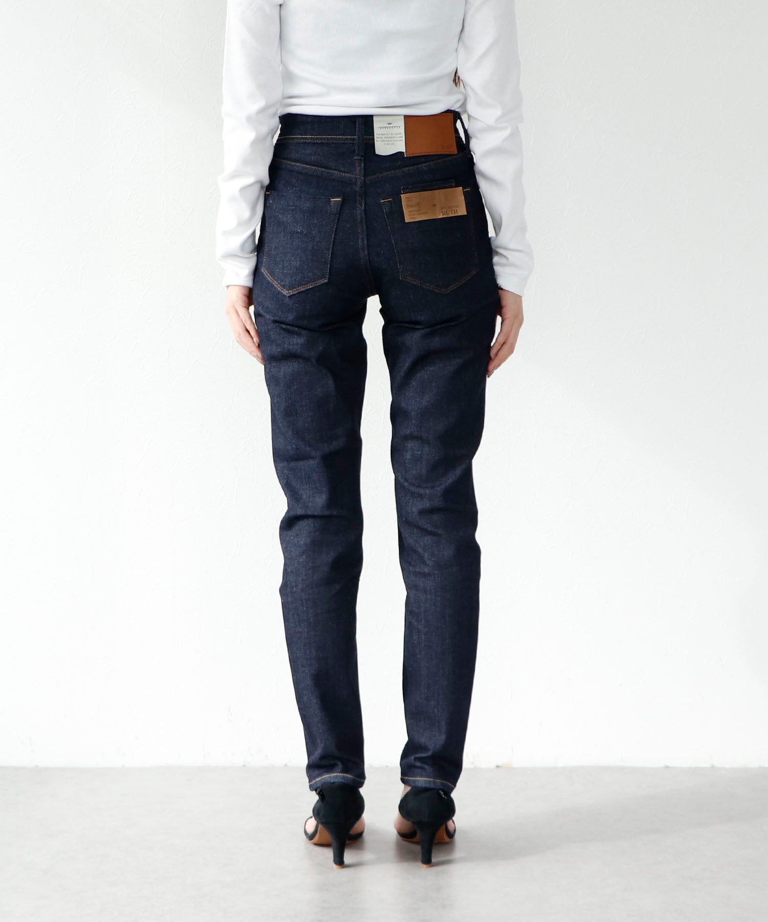 YANUK】RUTH スリムテーパード インディゴ – Sirin Online Store
