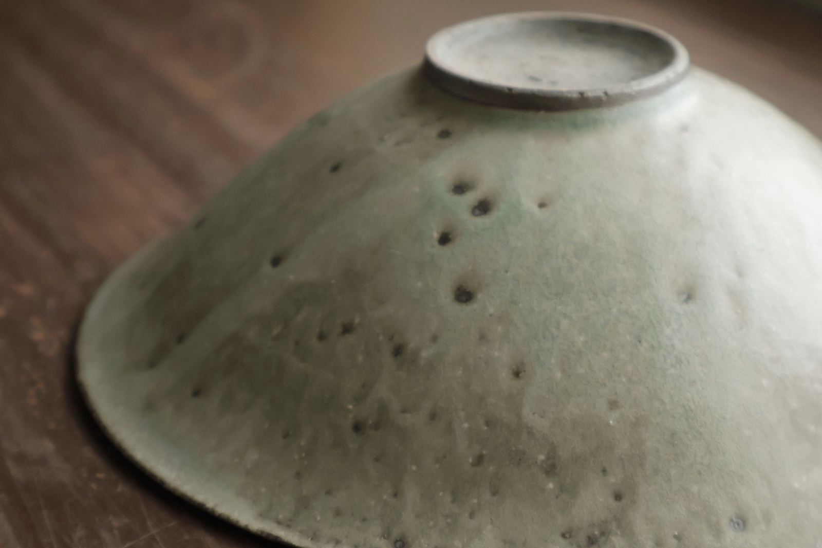 灰釉浅鉢 / 高田志保 - うつわと暮らしの道具 sizuku