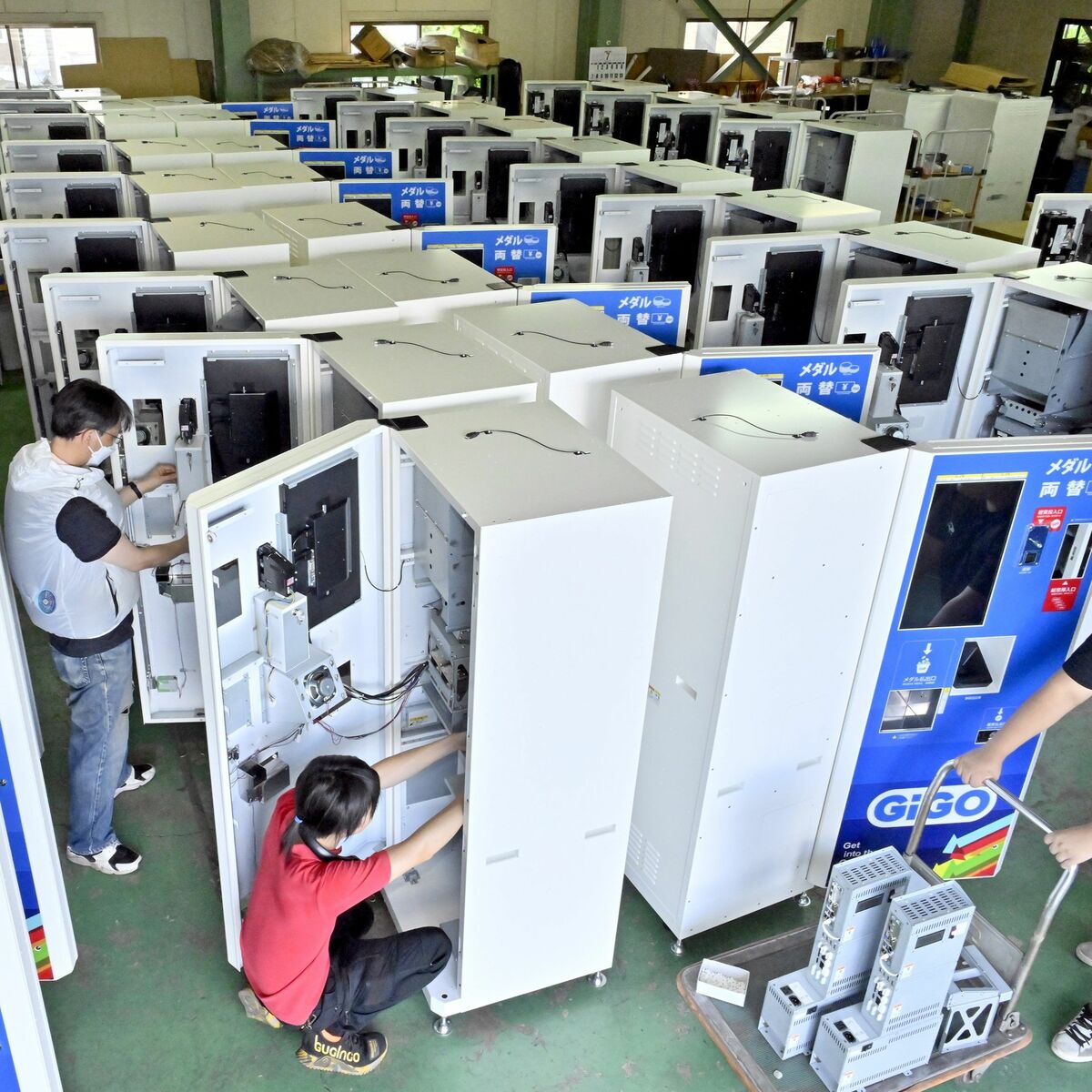 新紙幣発行から3週間 フル稼働で両替機を製造 栃木・小山の事業所