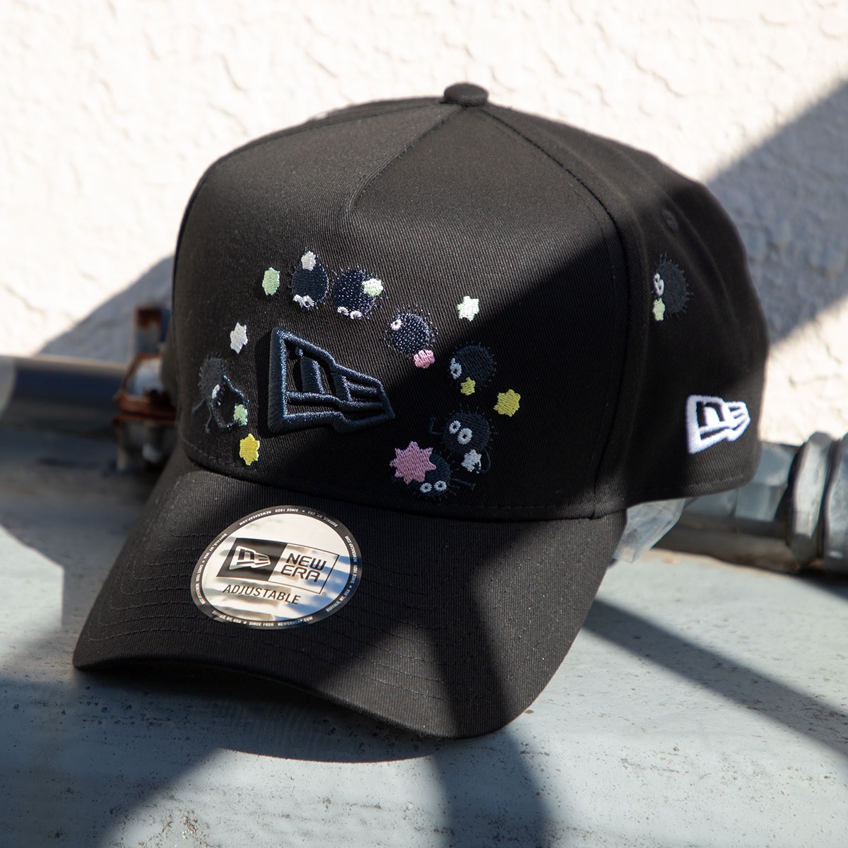 Studio Ghibli mixes with sporty street styles of New Era to put No