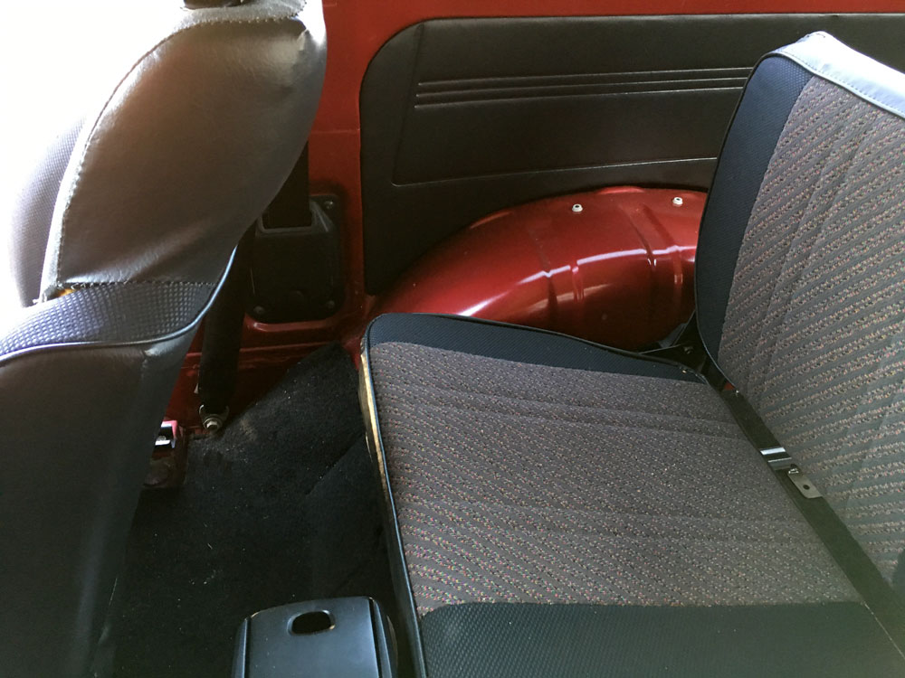 創楽】JA11ジムニー タニグチ リアシートスライドレール取り付け