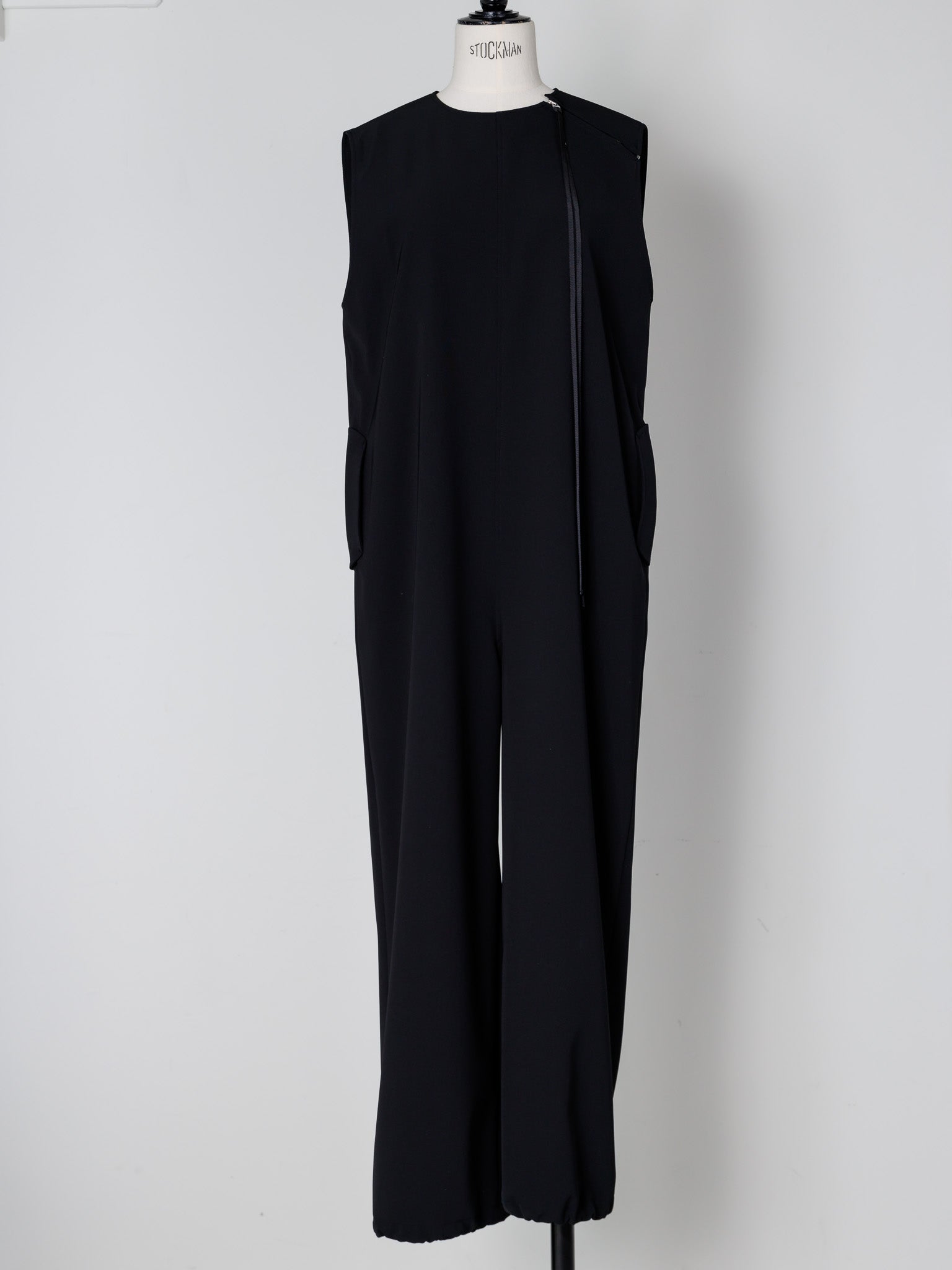 My Suits (1color) – soyy.online