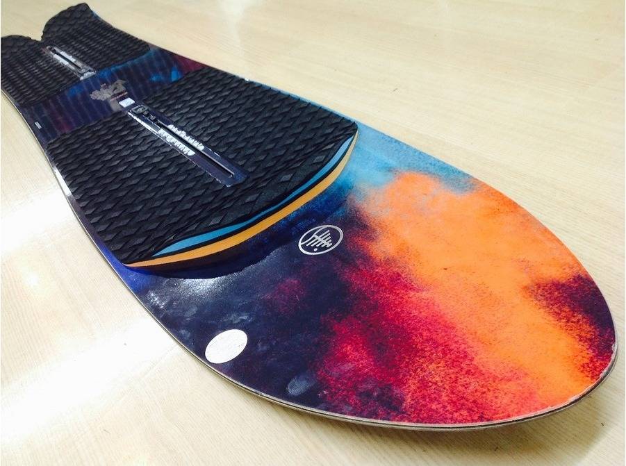 TFスポーツ青葉台店】パウダーボード＆2015年モデルスノーボード