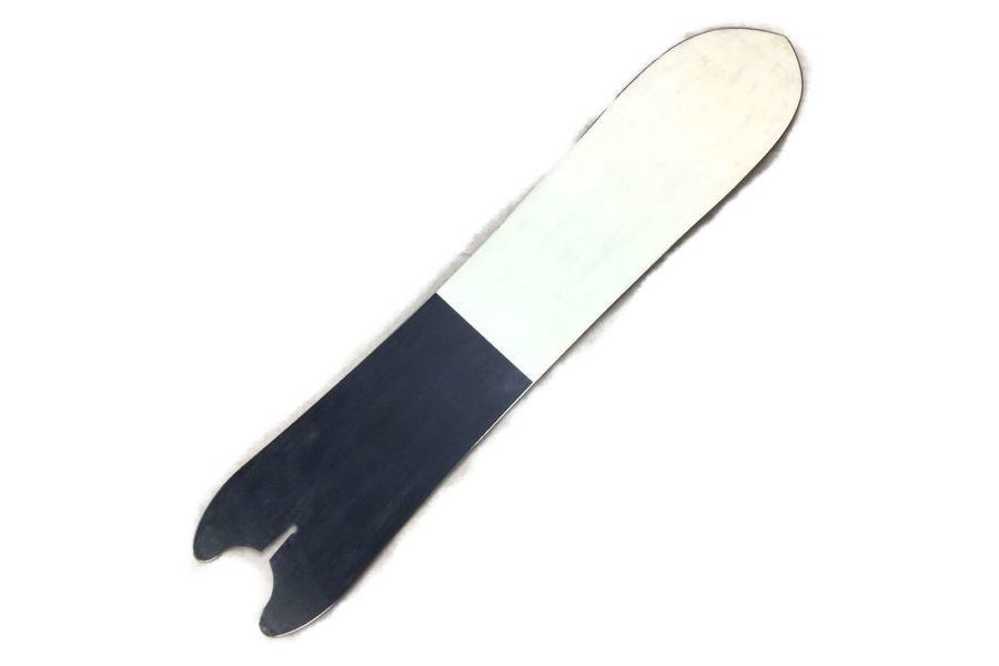 今シーズンはパウダーを楽しむべし！V7スノーボード152cm入荷