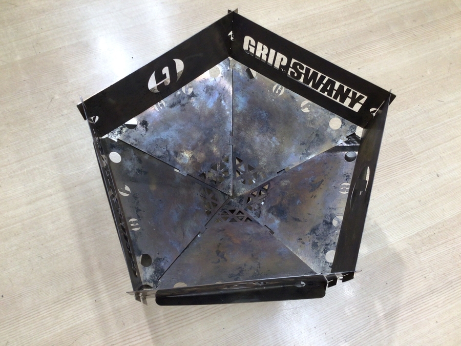 限定品！アシモクラフツ×グリップスワニーコラボの焚火台！[2022.01.11