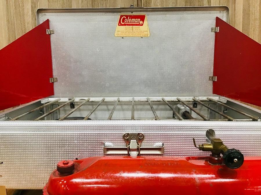 Coleman(コールマン)の超希少ヴィンテージアルミツーバーナー”442”をご