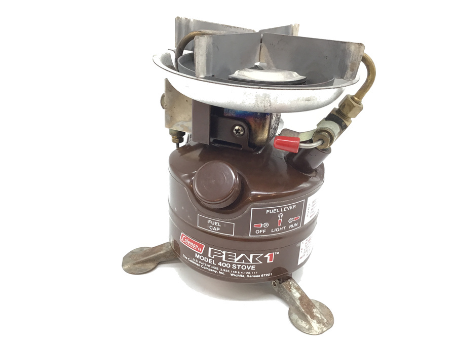 近年相場が上昇中！Coleman(コールマン)の2レバーガソリンバーナー