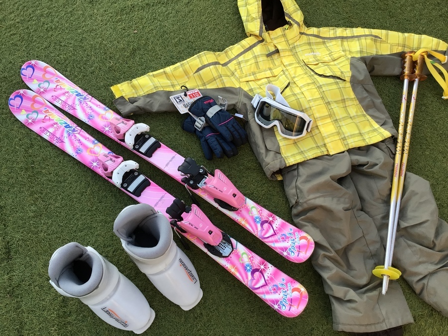 キッズのスキー用品一式を予算1万円で揃えてみた！[2021.11.24発行