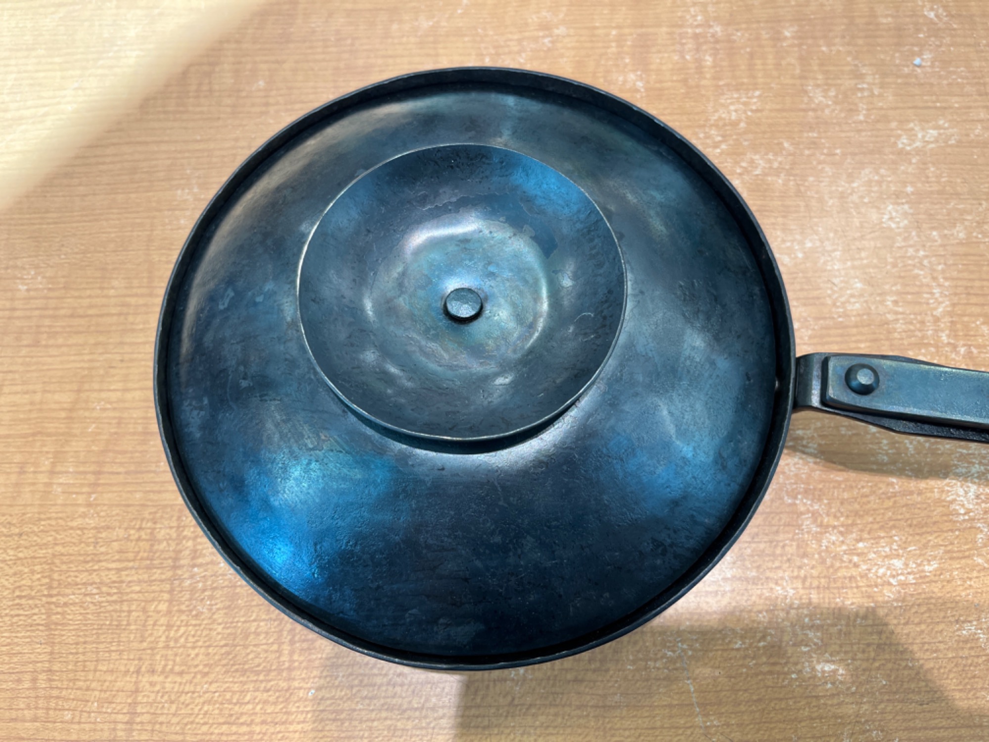 コンパクト収納可能なmillio(ミリオ)の鍛造フライパンが新入荷