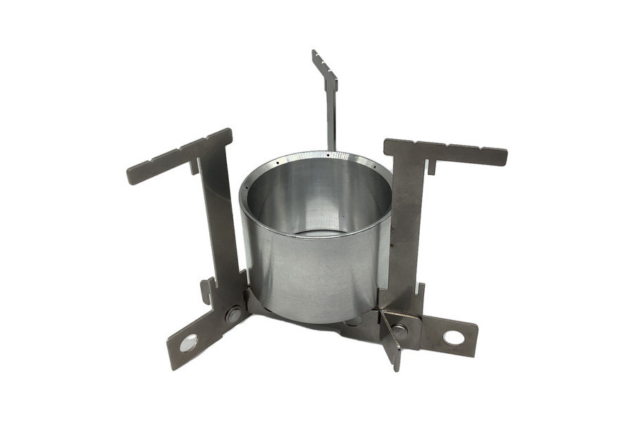 野営に適した高火力アルコールストーブ「RSRストーブ」[2021.10.29発行