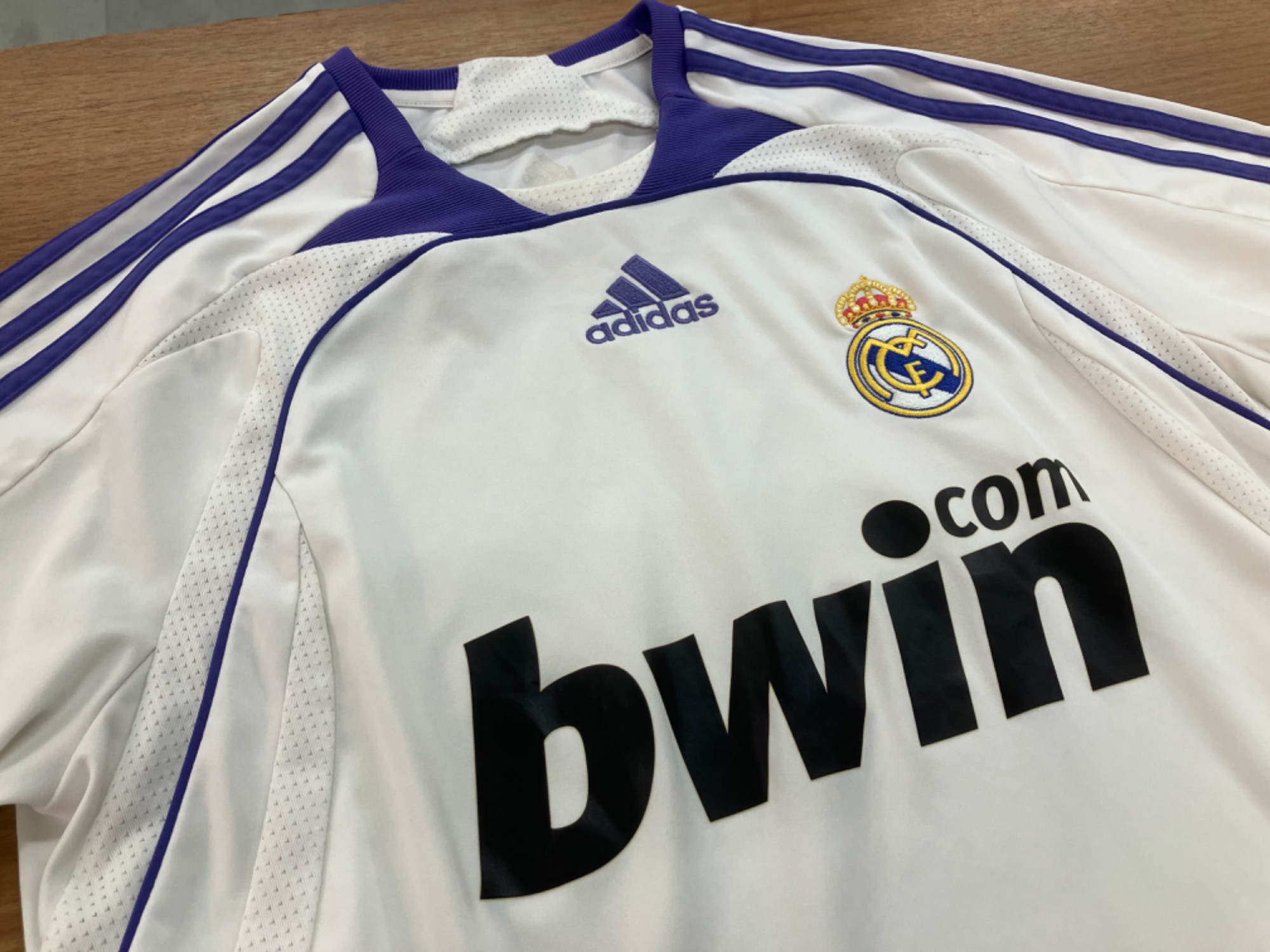 レアル・マドリード】07-08シーズンのリーグ優勝記念ユニフォームをご