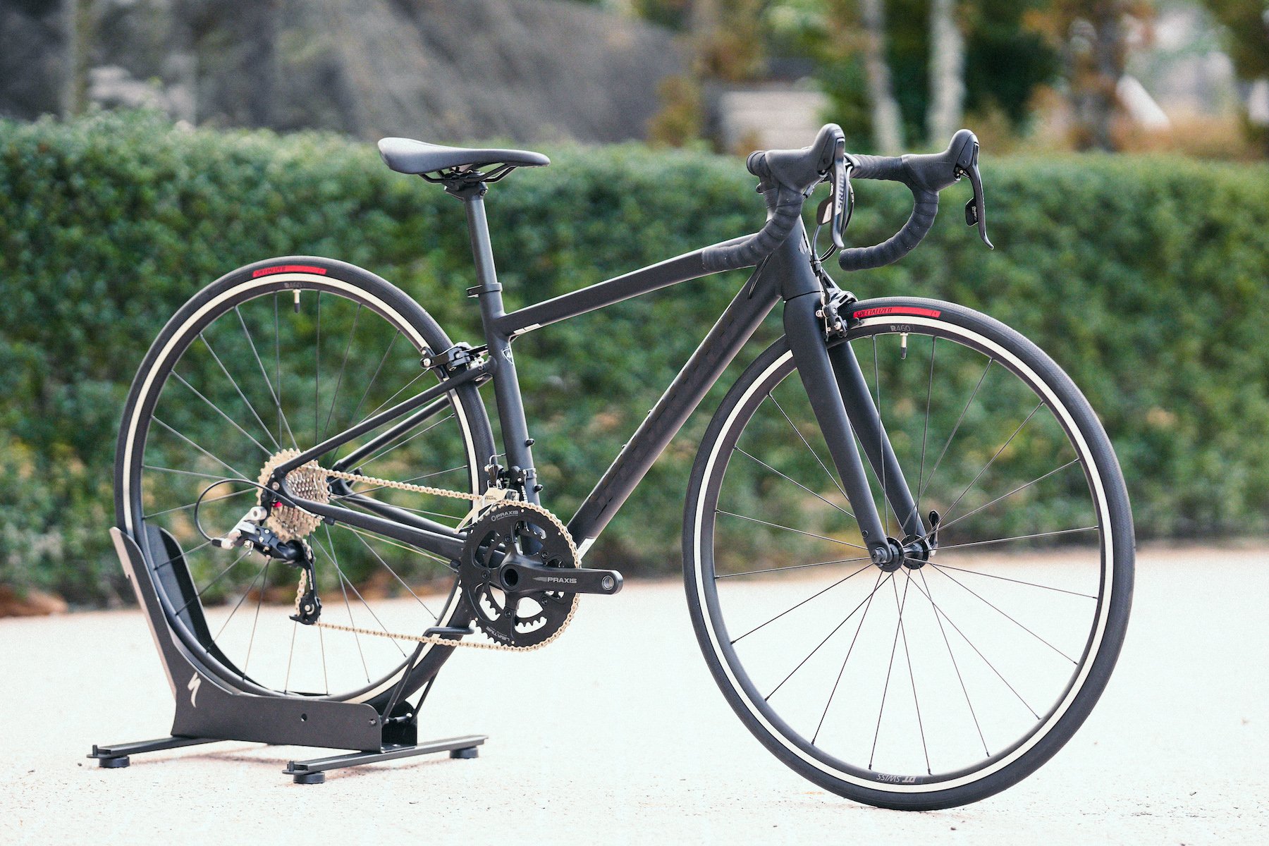 ALLEZ E5 ELITEリムブレーキモデルが店頭在庫限り35%OFF