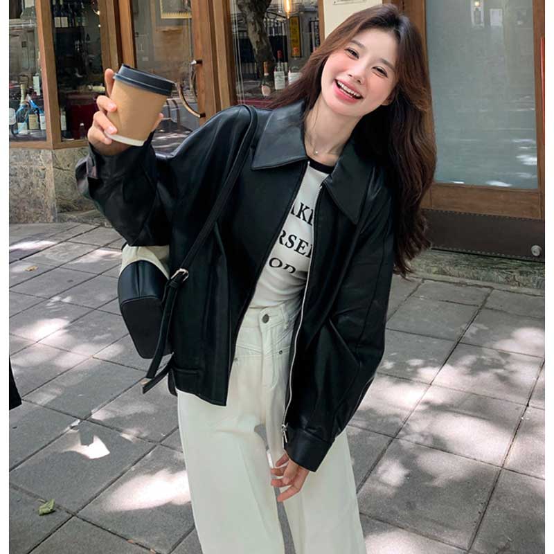 ブラックフェイクレザージャケット（黒）秋/冬 1枚で決まるフェイク