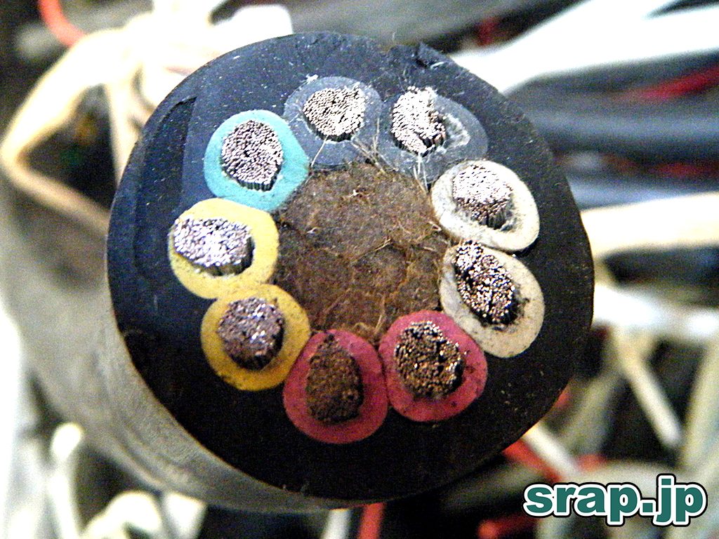 銅線 の皮膜を剥いて ピカ線 にする方法｜スクラップ買取センター