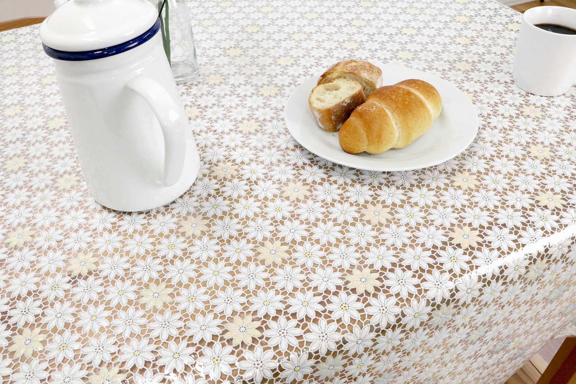 テーブルクロス M－723 ベージュ （幅 約135cm×長さ10cm