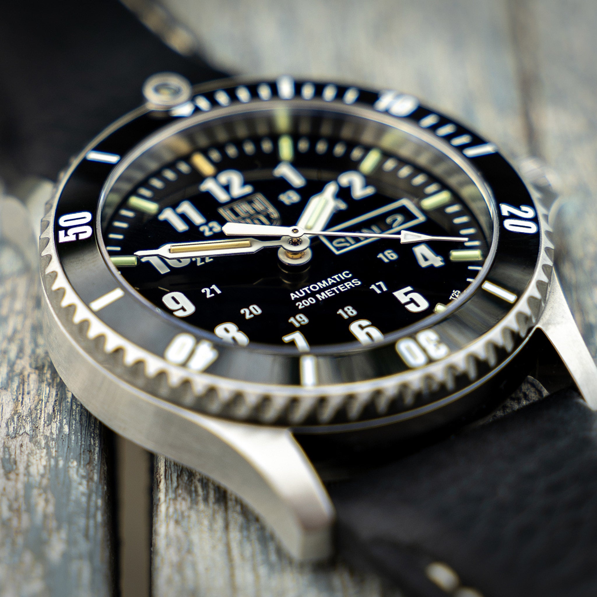 Luminox Automatic Sport XS.0921 SEA Series | Swiss Watch & Diamond