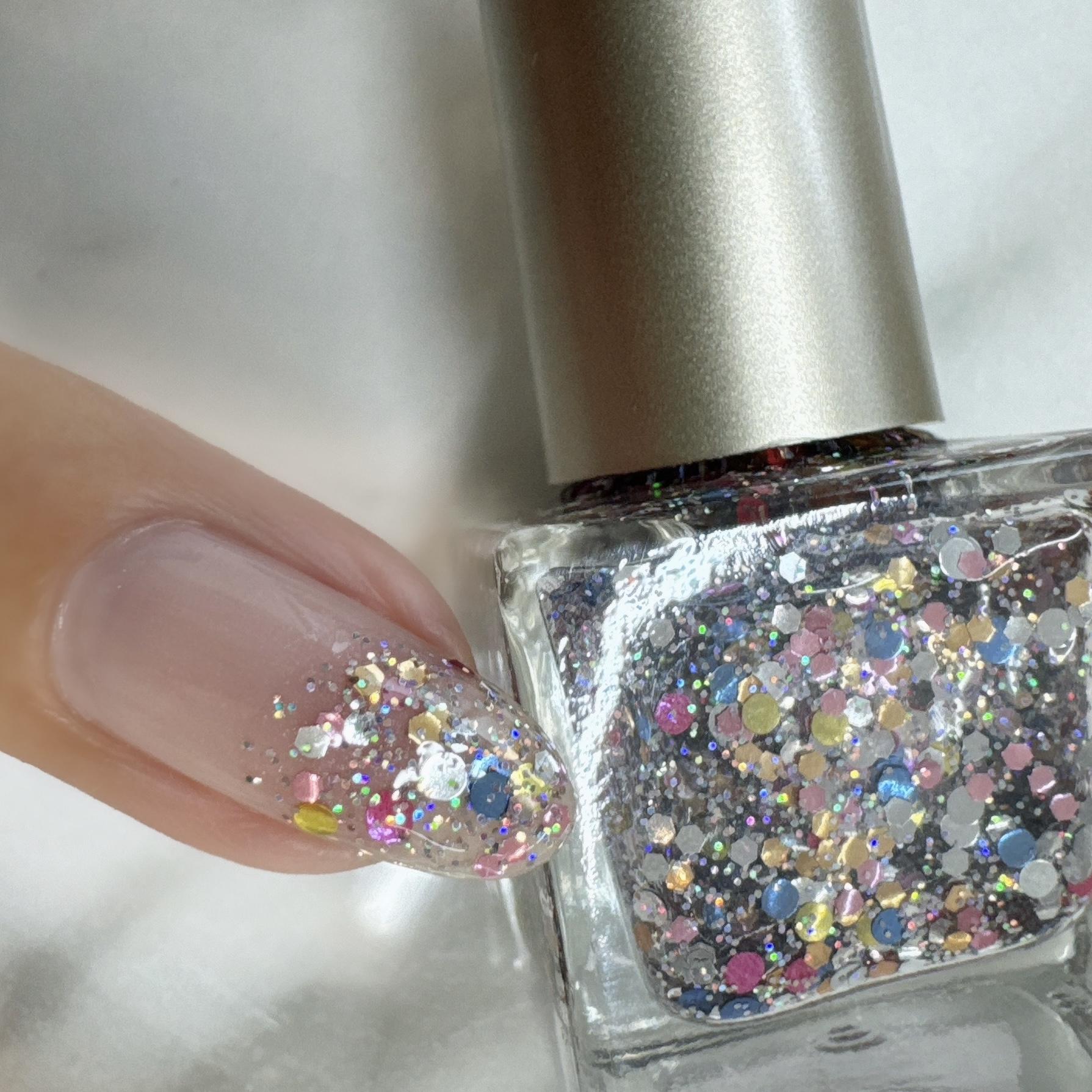 蔦屋書店＆TSUTAYA BOOKSTORE限定 ネイルエス ホリデーミニ