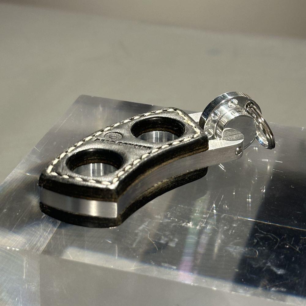 エアロコンセプト】Intuition（キーホルダー） 牛革｜ブラック Brand