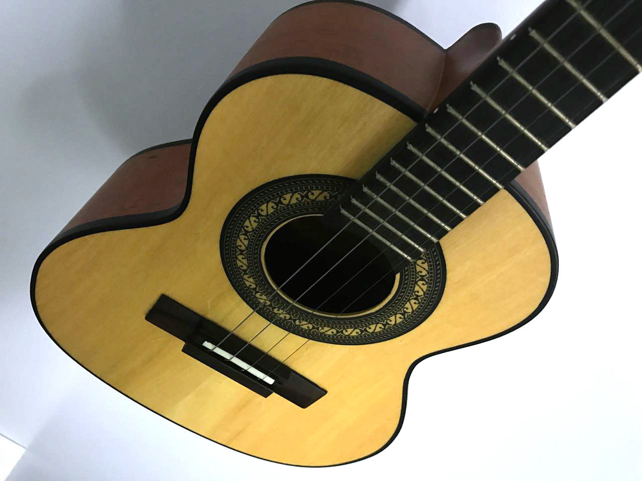 Cavaco Rozini Estudante – TuCuatro