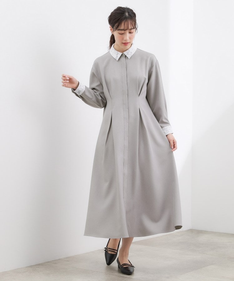 晴れの日にも映える、品よく華やかなシャツワンピース（マキシ・ロング