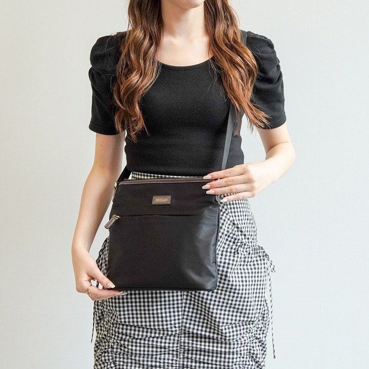 マッキントッシュ フィロソフィーアメリア2 ショルダーバッグ 68091(01