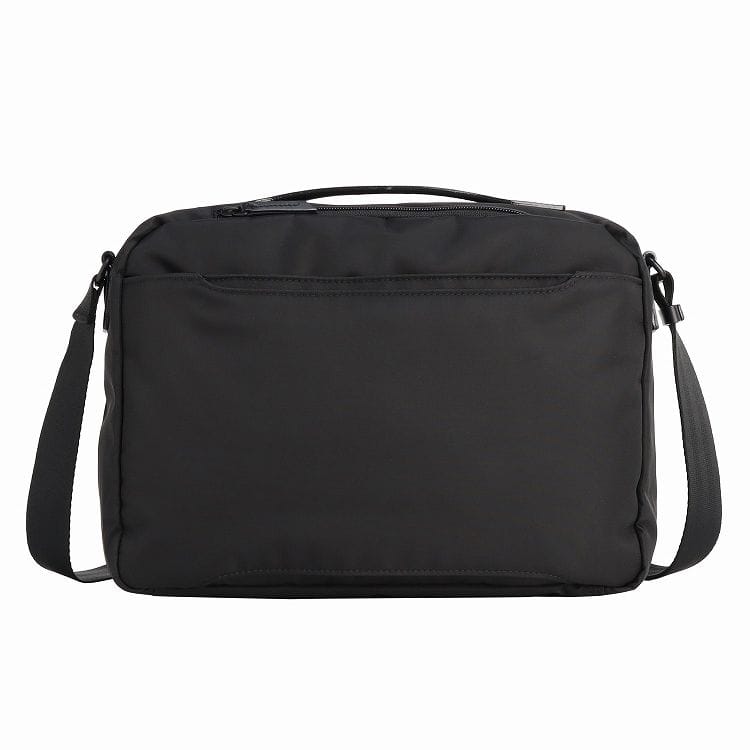 ace.／エース タクシージ ショルダーバッグ M 68642(01：ブラック