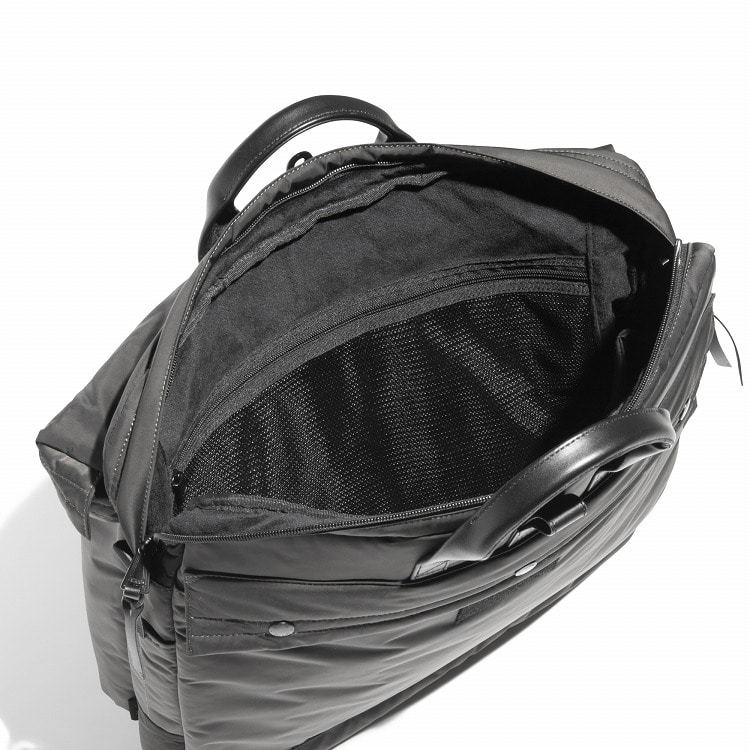 UNTRACK CITY PLUS / THE HELMET トートバッグ 60343(01：ブラック