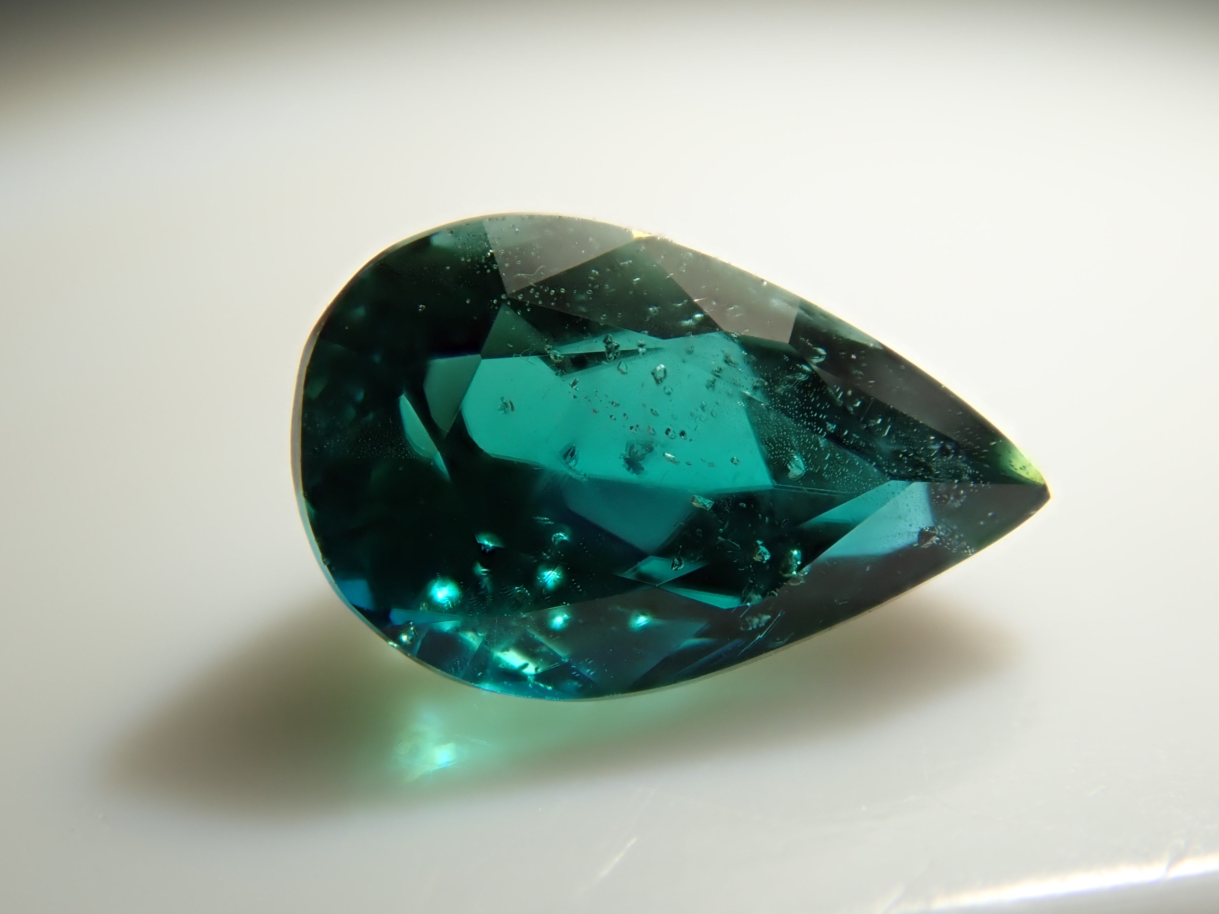 パキスタン産ラズライト（天藍石） 0.305ctルース