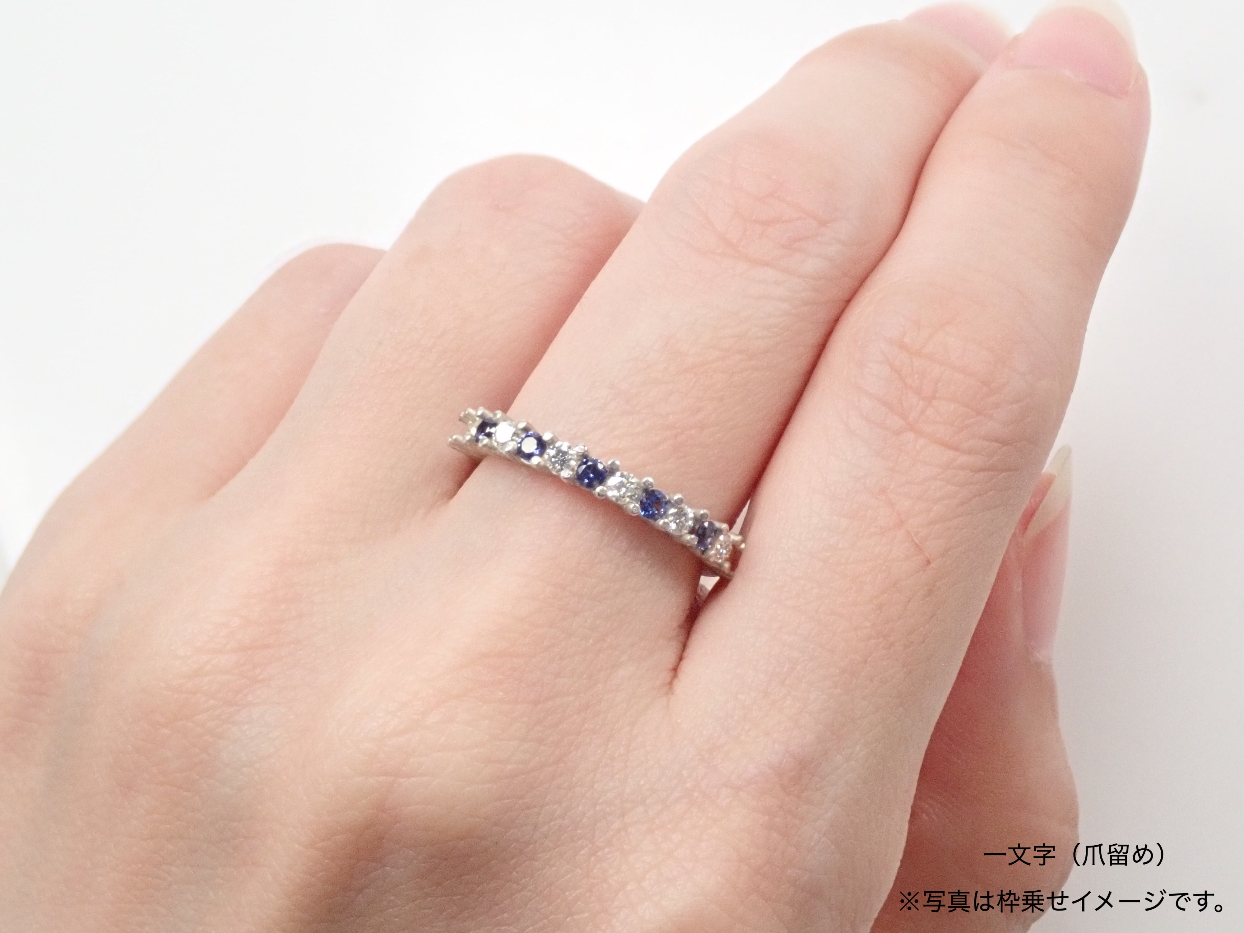 トップクオリティ》 ベニトアイト7石・ダイヤモンド6石（H&C）ハーフ