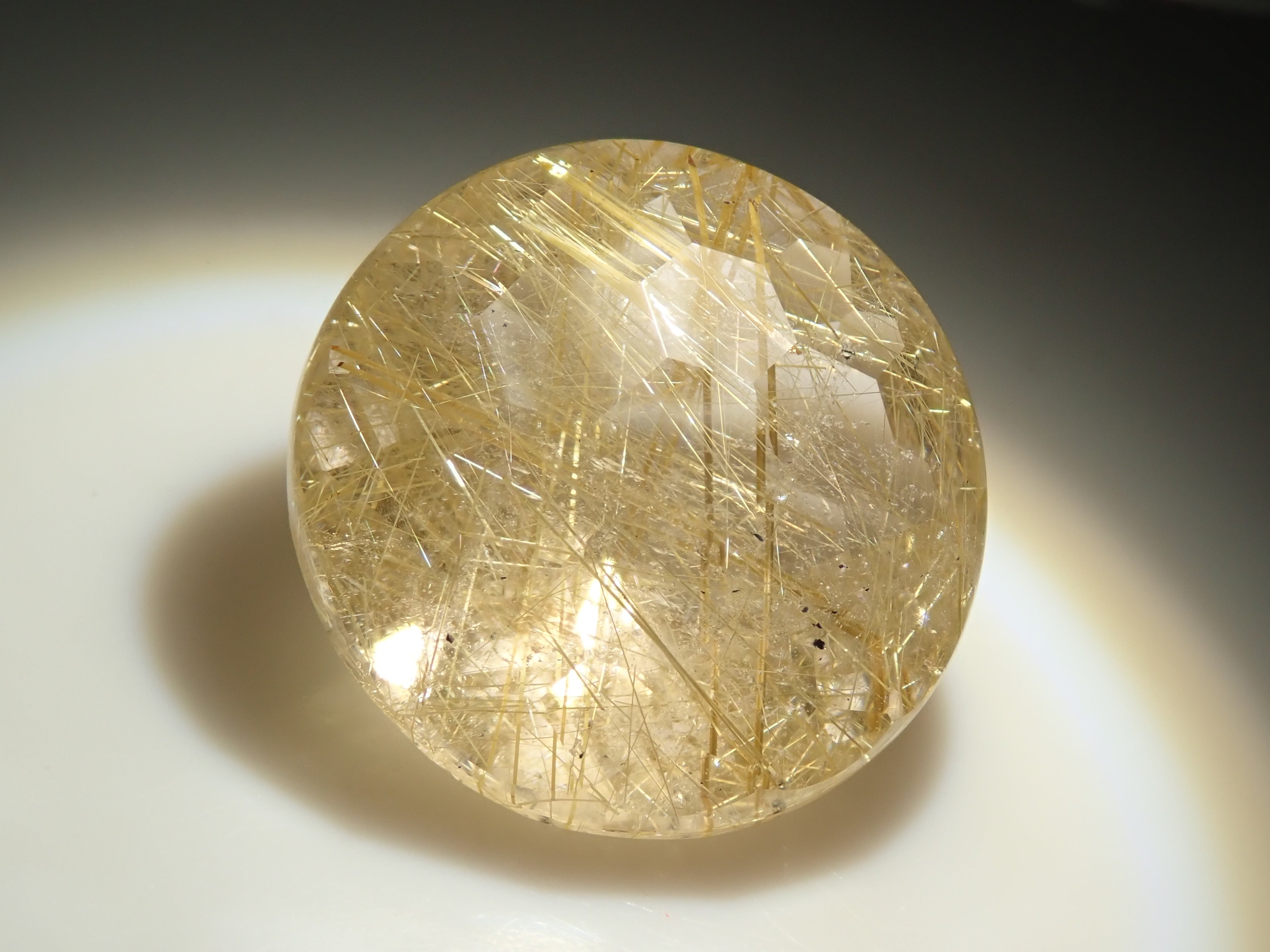 ブラジル産ルチルクォーツ（ルチルレイテッドクォーツ） 5.333ctルース