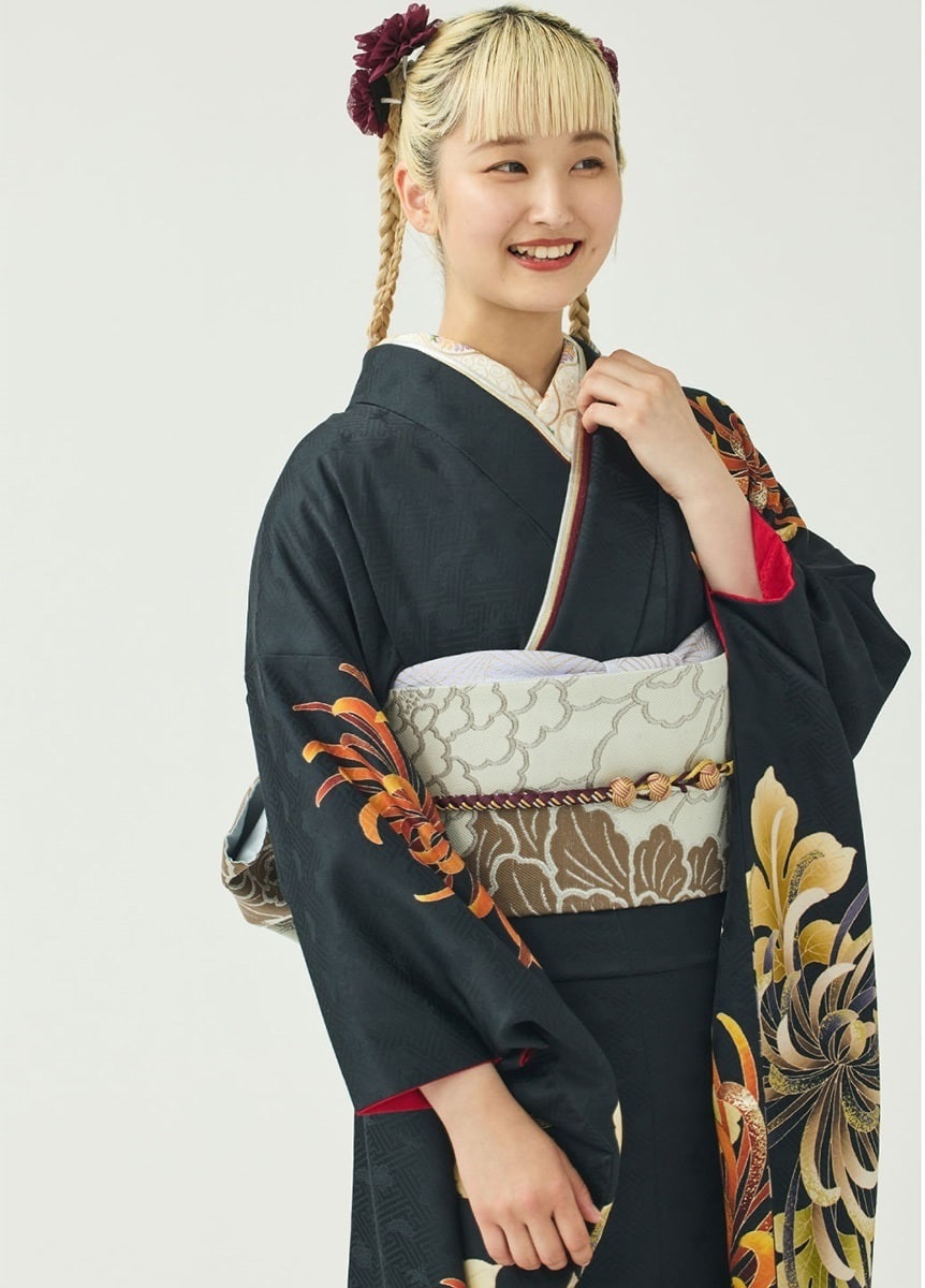 振袖 菊音色-濡羽色-（ご予約受注品） | 振袖 | やまとオンラインストア