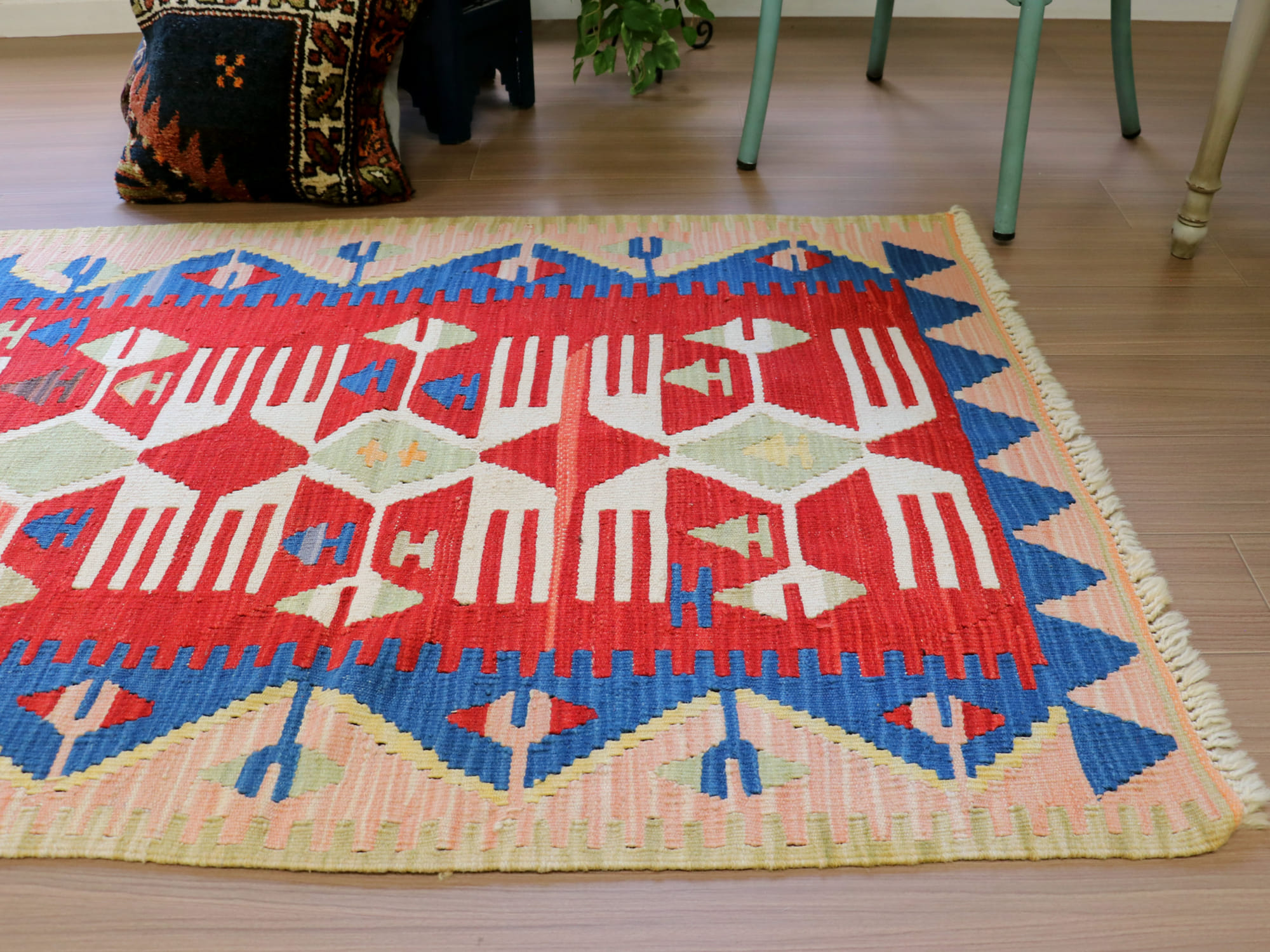 キリムスタイル / キリムラグ トルコ カイセリ チェイレキサイズ 136