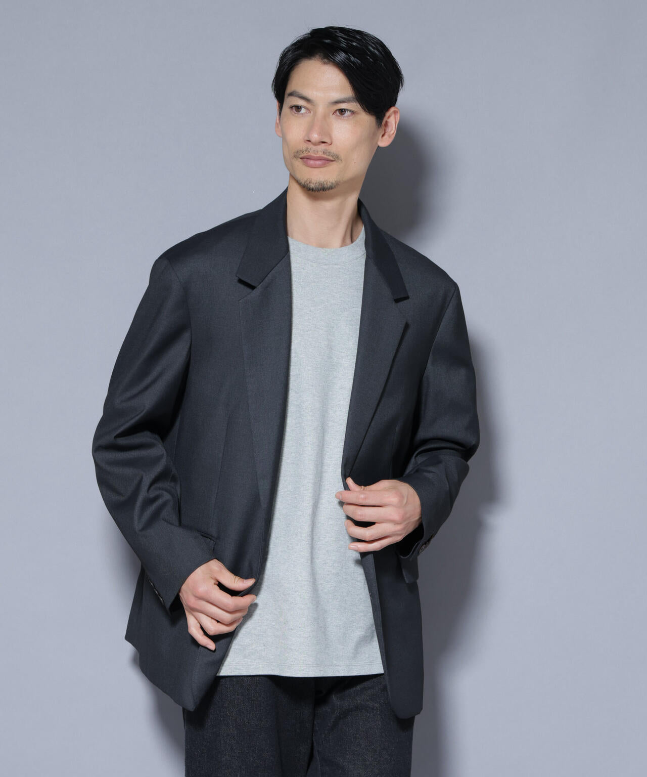 DELEGANTEエアリーサキソニー グリッターストライプテーラード