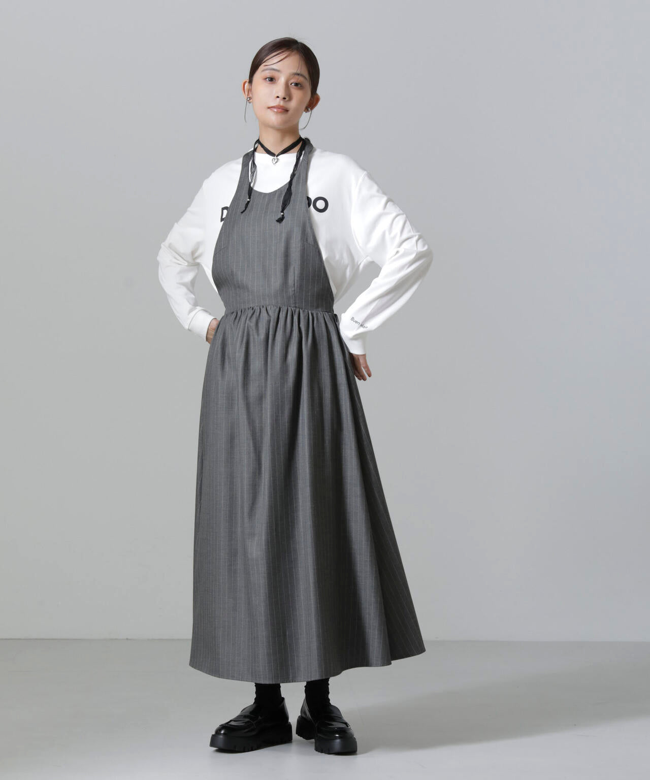 ホルターネック ワンピース