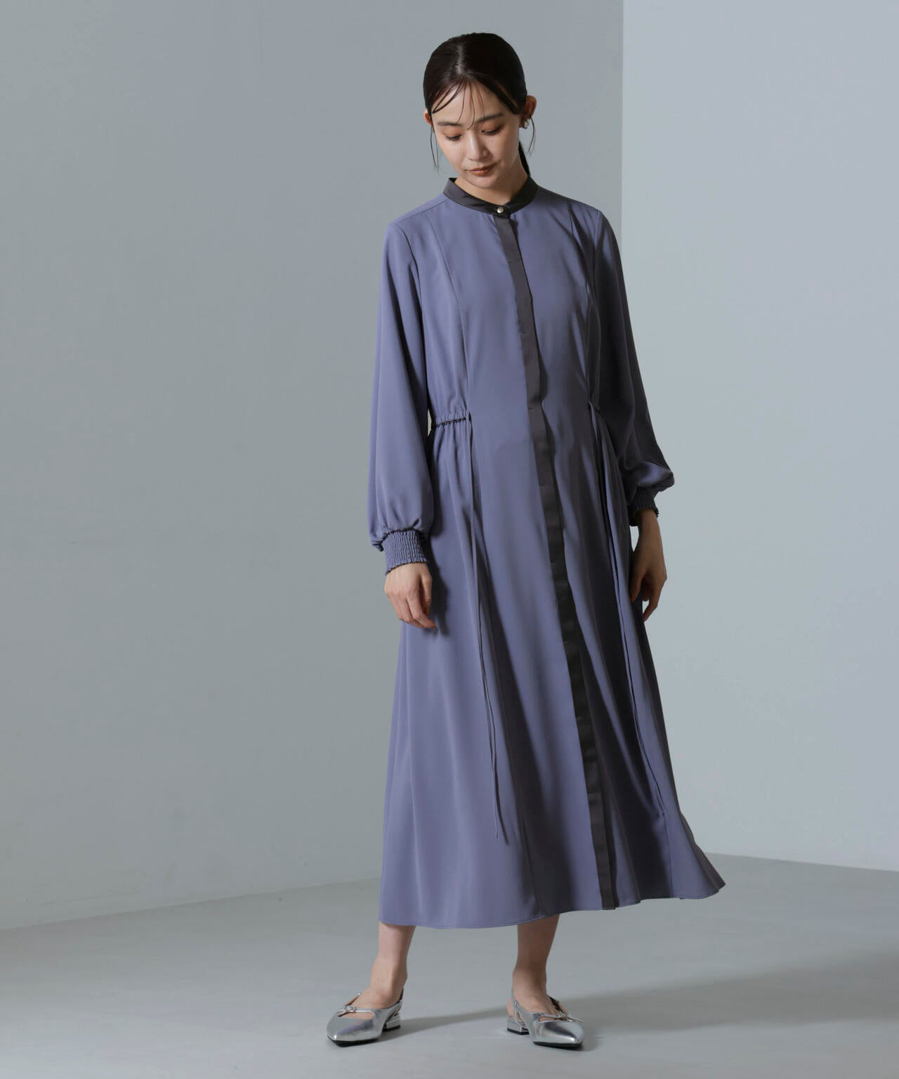 バイカラー スタンド ギャザー ワンピース