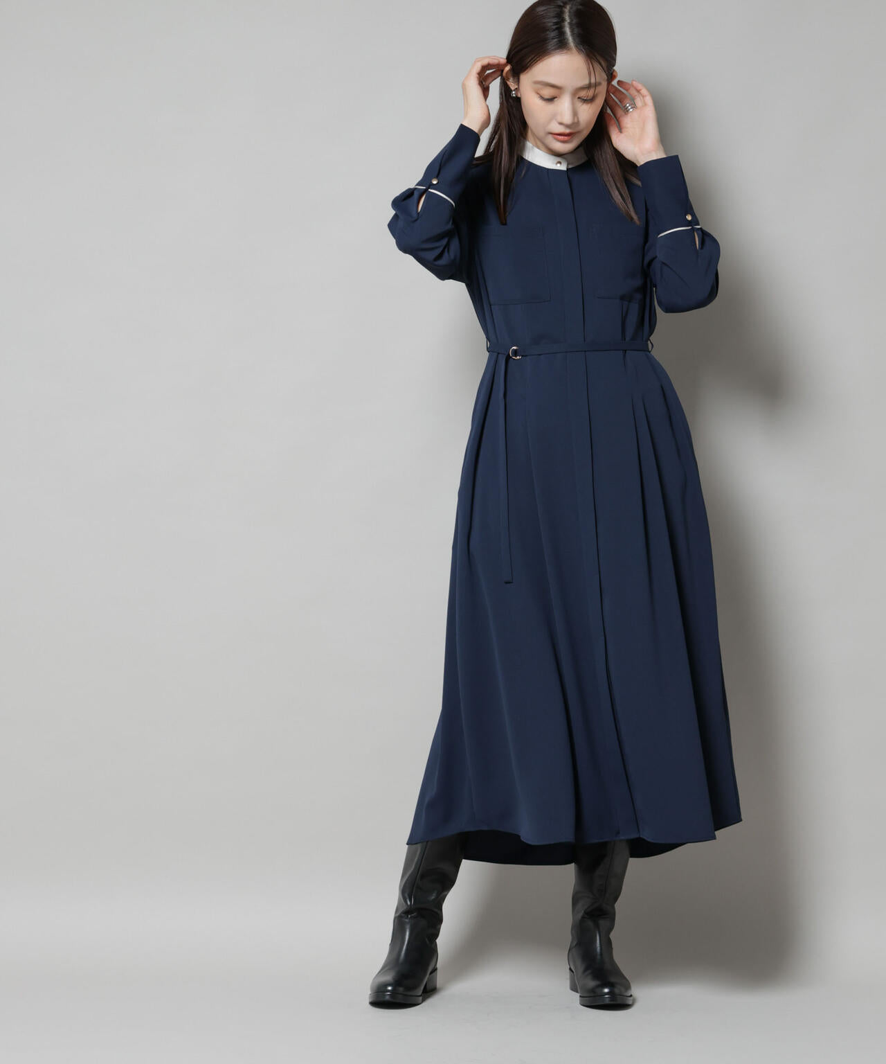 スタンドバイカラー ベルト付き ワンピース