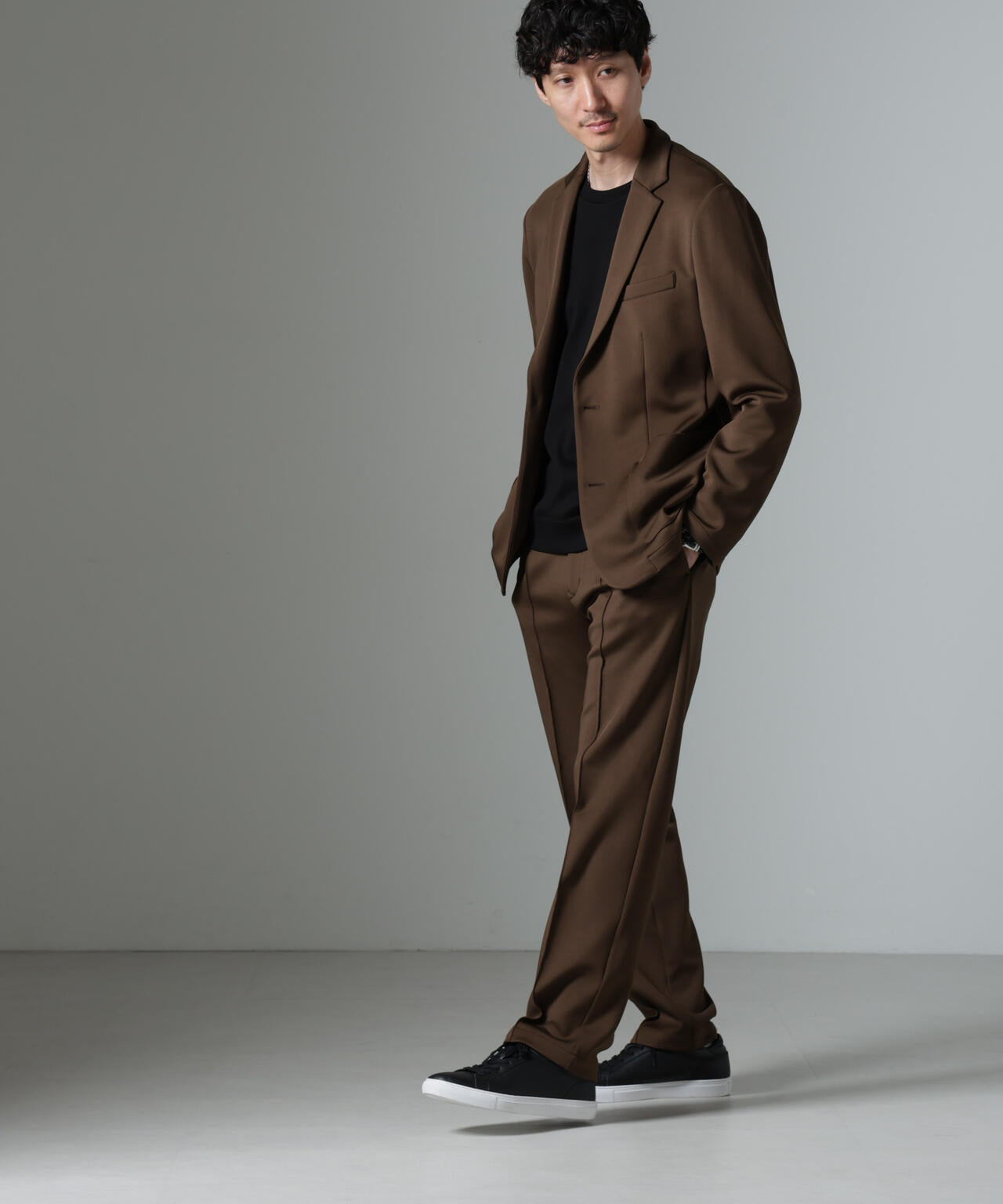 コンフォータブル ストレッチ セットアップ