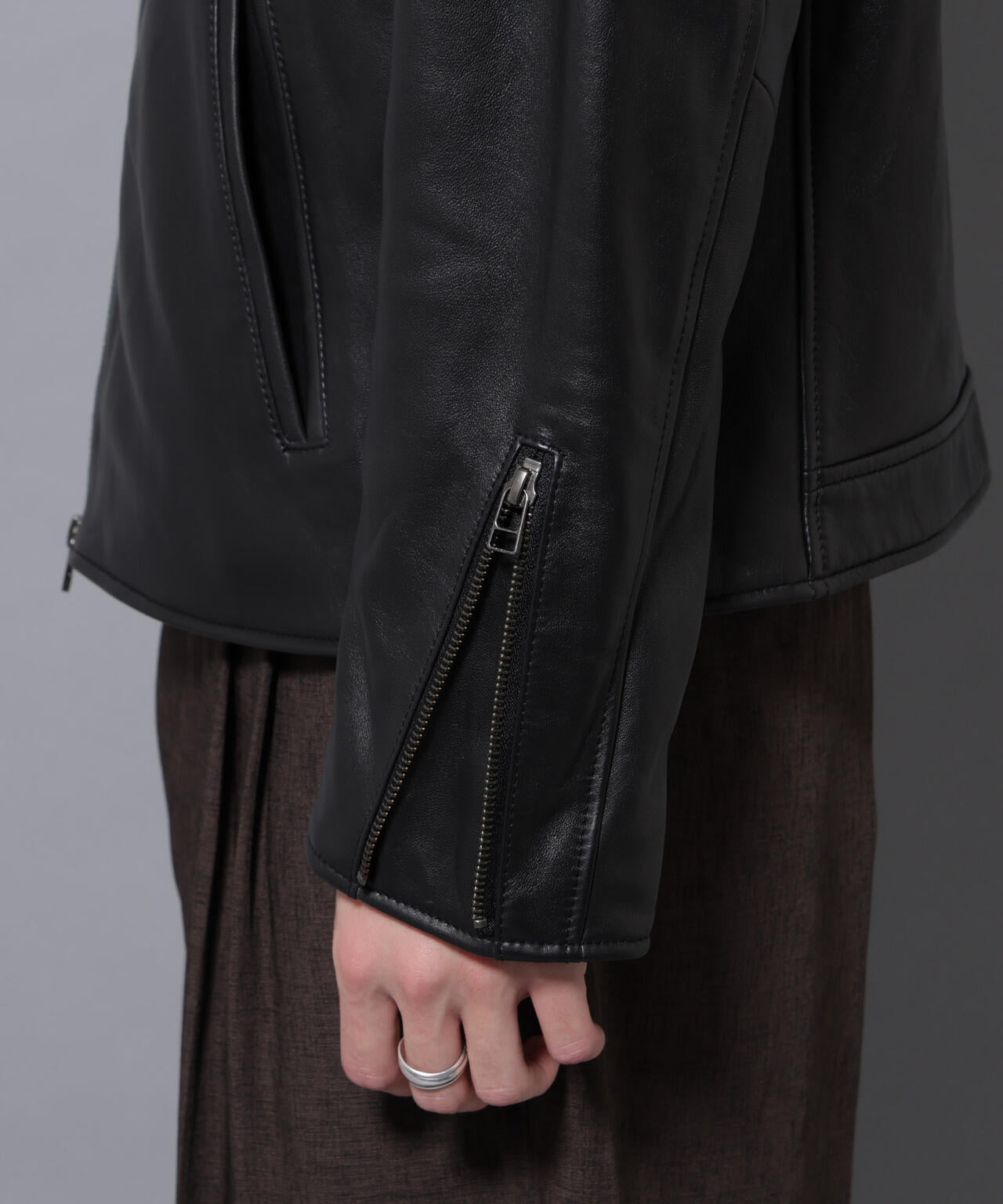 バンドカラー レザー シングルライダースジャケット