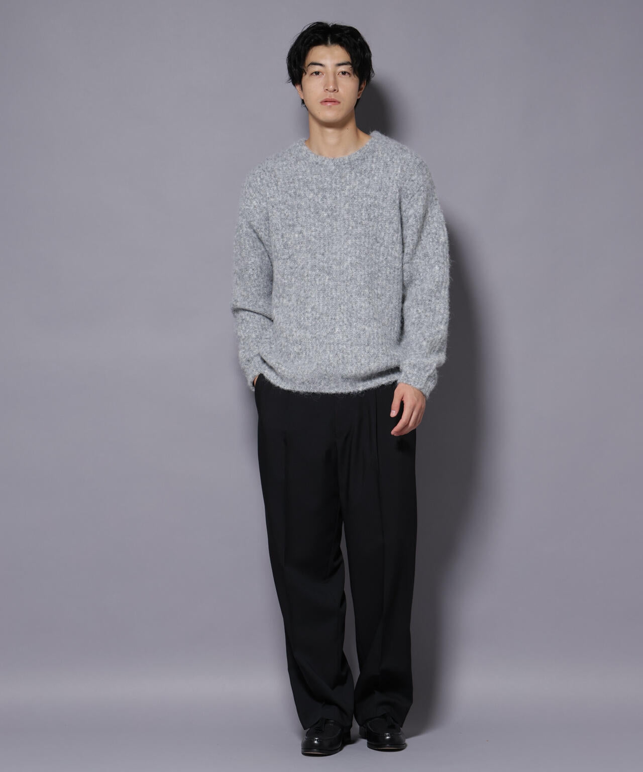 ウールミックスローゲージニット