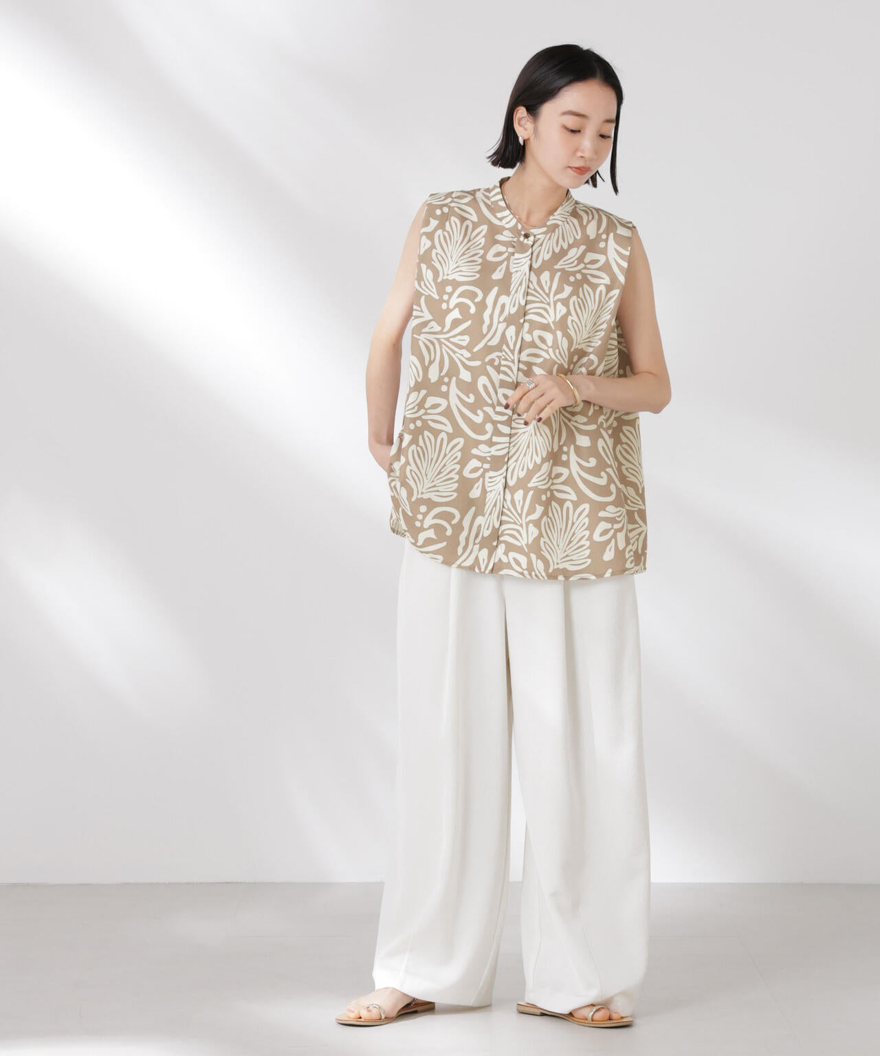 ボタニカル プリント ノースリーブ フレア ブラウス ( セットアップ 可)