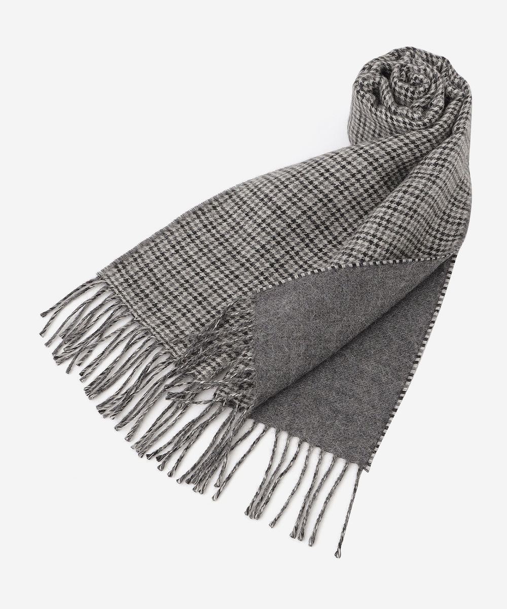 ベビーアルパカ リバーシブル千鳥マフラー(マフラー・ストール