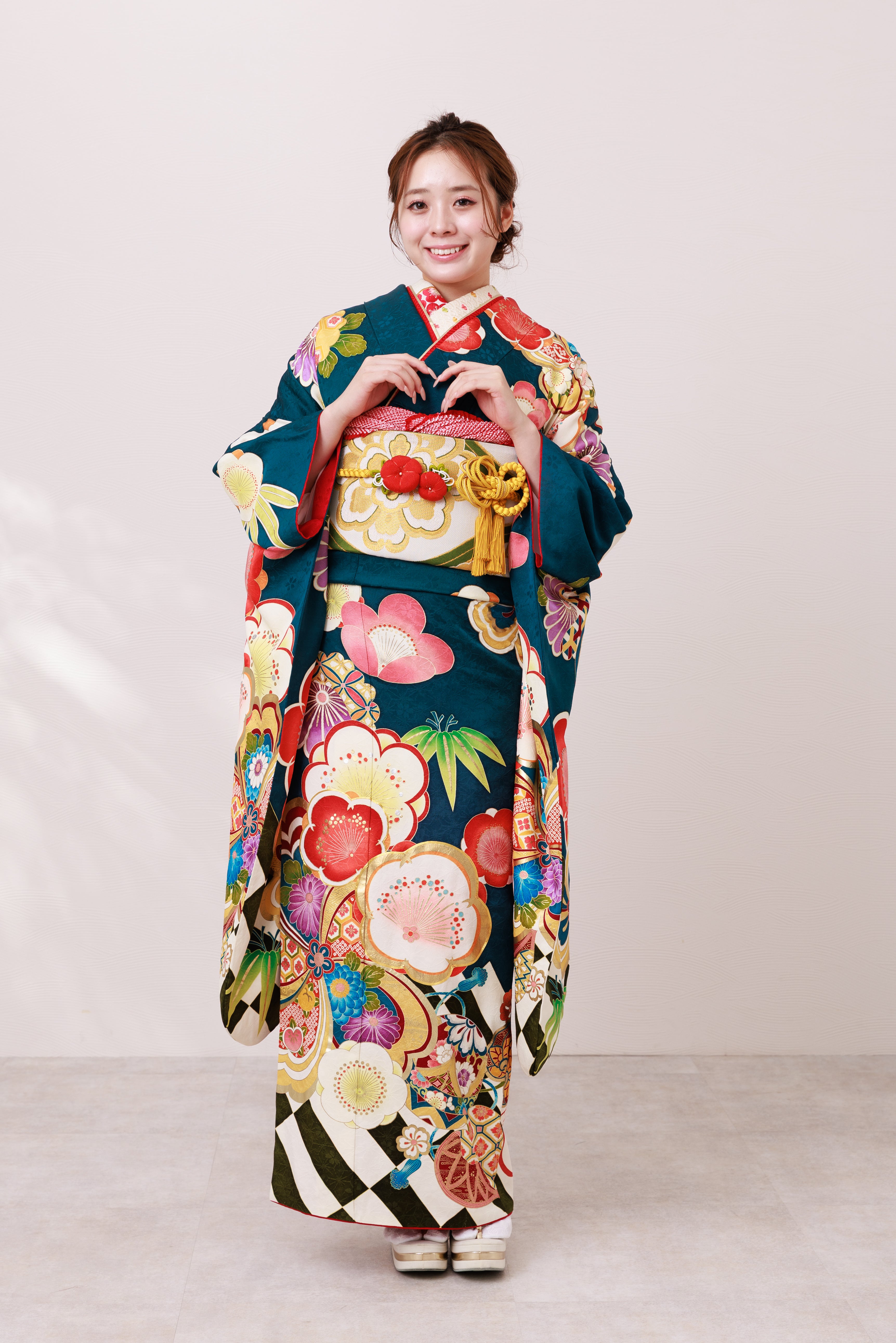 青緑 梅 レトロポップ 正絹振袖【865】 – SAKURA TOKYO