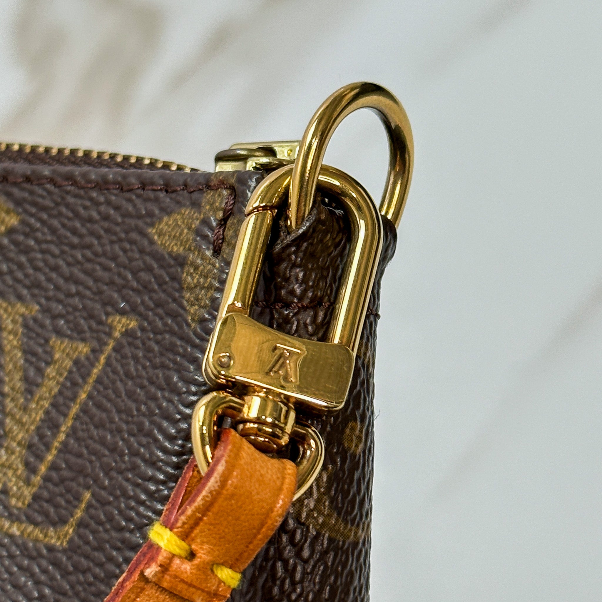 Louis Vuitton Monogram Pochette Accessoire Shoulder Bag Pouch