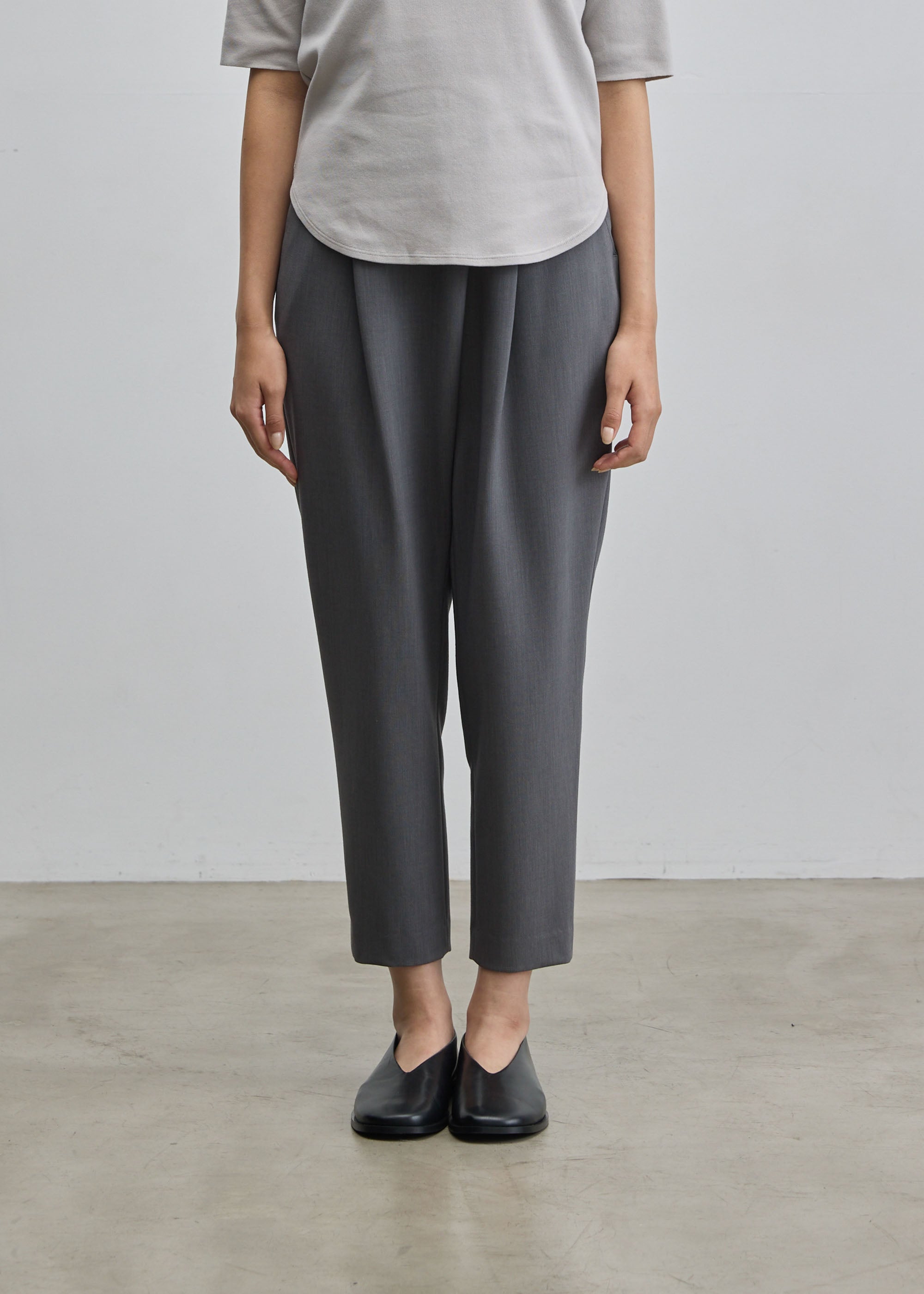 ウールライクタックパンツ - SOÉJU online store｜上質な大人の女性の